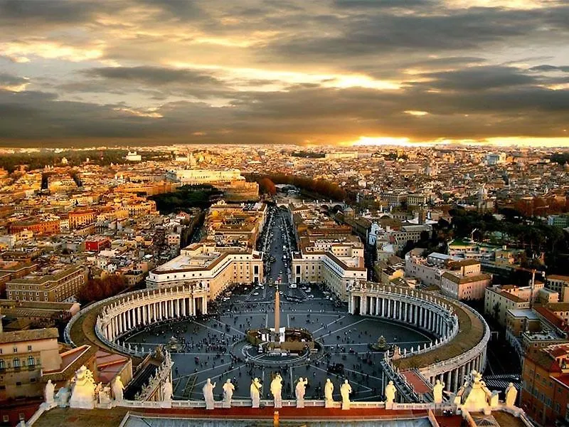 Rome Sweet Home 10 0*,  Italy