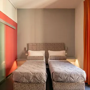 94 Luxury Roma